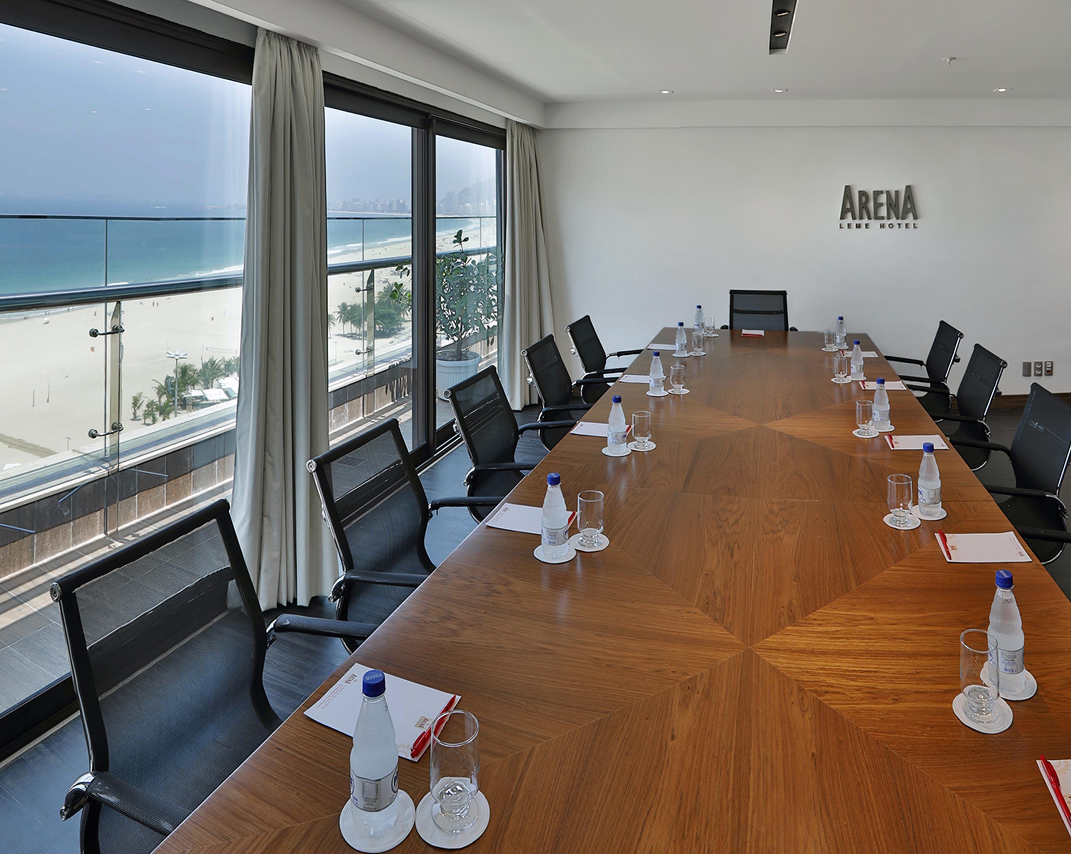 Hotel Arena Leme 4*
